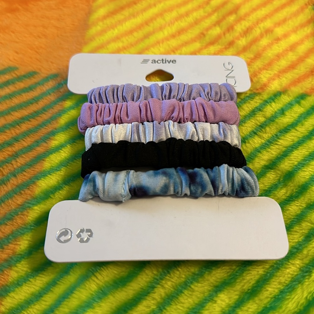 Icing Active Skinny Hair Scrunchies - Picture 2 of 6